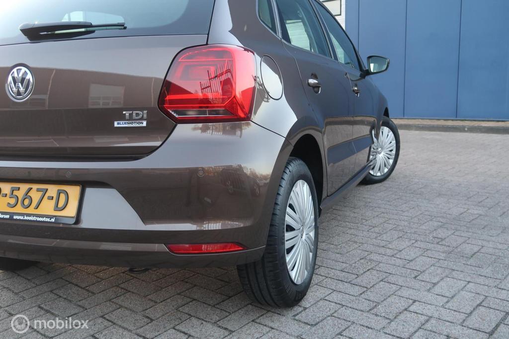 Volkswagen Polo 1.4 TDI Comfortline Connected Series, Voorwielaandrijving, Stof, Gebruikt, Bruin