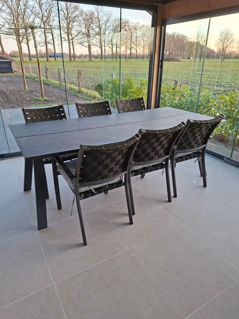 Tuinset: 220x100 tafel met 6 stoelen, Ophalen, Kunststof, Gebruikt, 6 zitplaatsen