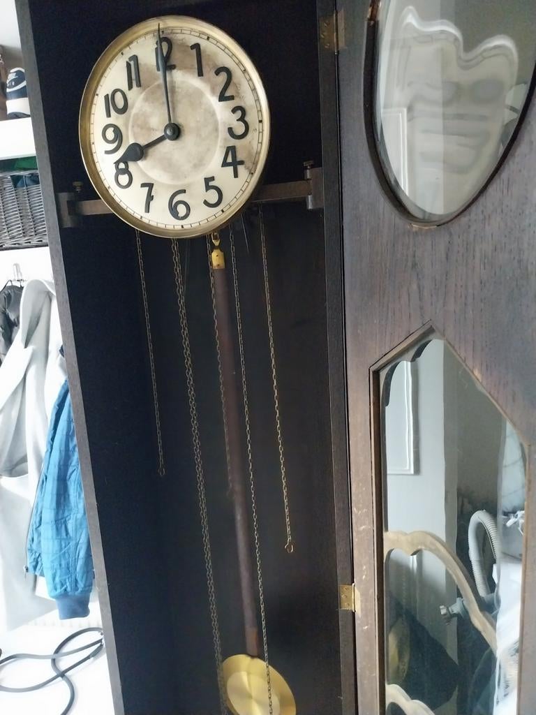 Antieke klok, Ophalen