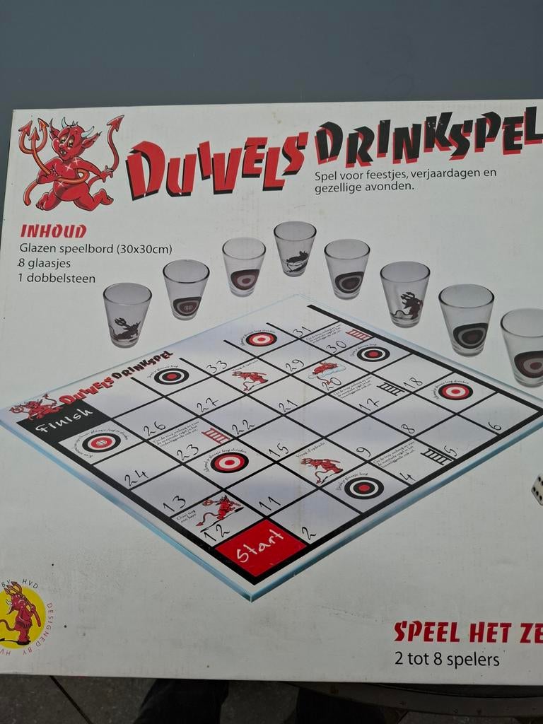 Duvels Drinkspel - Gezellig bordspel voor feesten, Vijf spelers of meer, Ophalen of Verzenden, Gebruikt, HVD Designed by