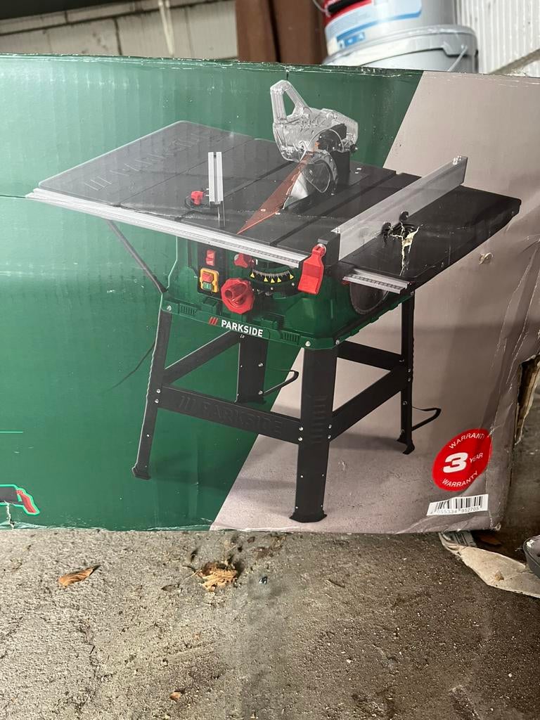 Parkside zaagtafel, Doe-het-zelf en Verbouw, Gereedschap | Zaagmachines, Zo goed als nieuw, Cirkelzaag, 1200 watt of meer, 70 mm of meer