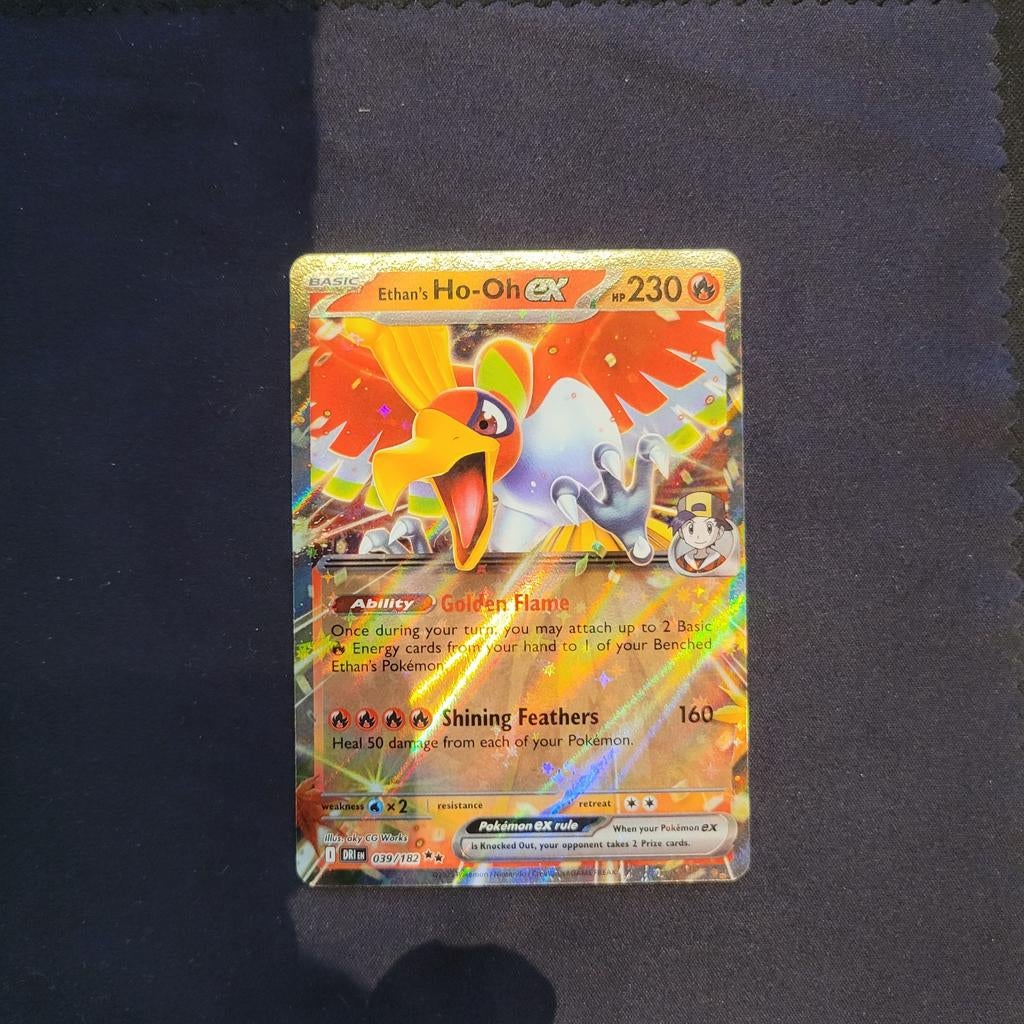 Ethan's ho-oh ex (destined rivals) #039, Ophalen of Verzenden, Zo goed als nieuw