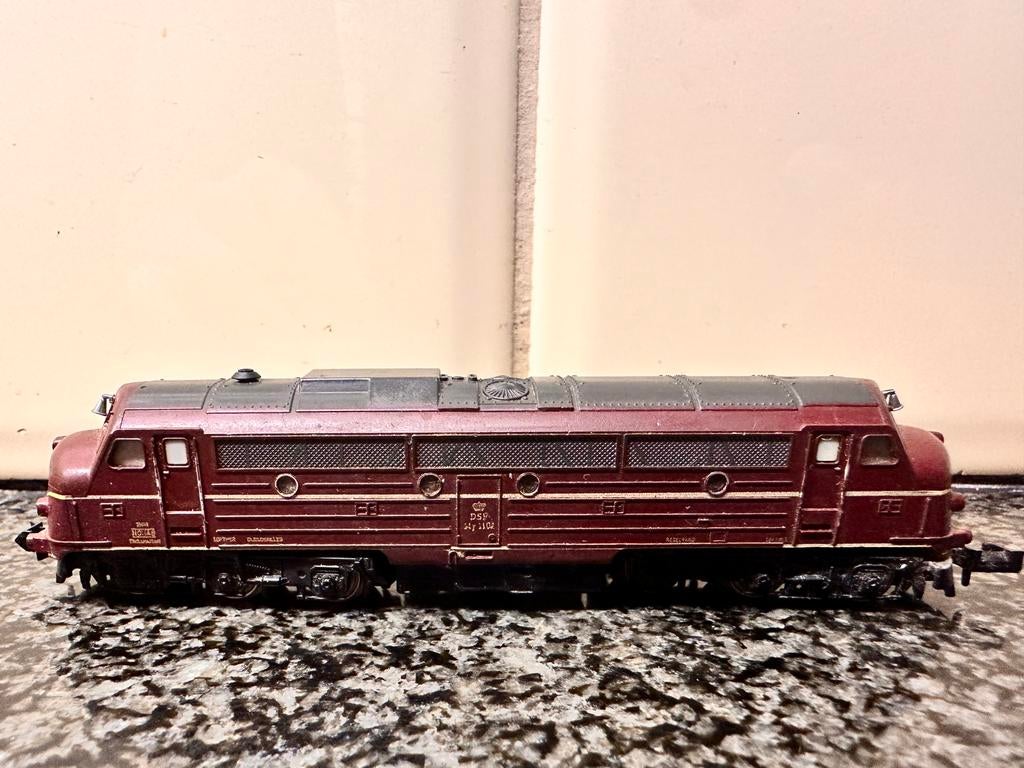 Minitrix 2021 N  DSB diesellocomotief bruin nr. 1101 (LN), Hobby en Vrije tijd, Ophalen of Verzenden, Gebruikt, Locomotief, Trix