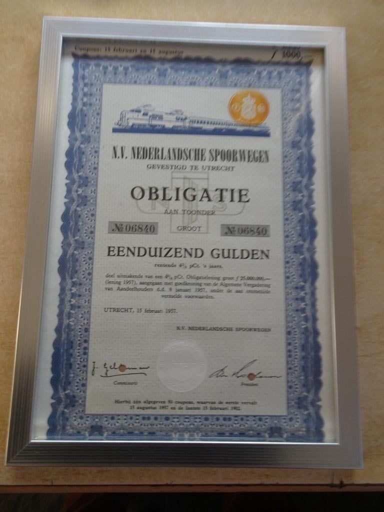 Ingelijste Obligatie Nederlandsche Spoorwegen. Utrecht 1957, Postzegels en Munten, Aandelen en Waardepapieren, Ophalen of Verzenden