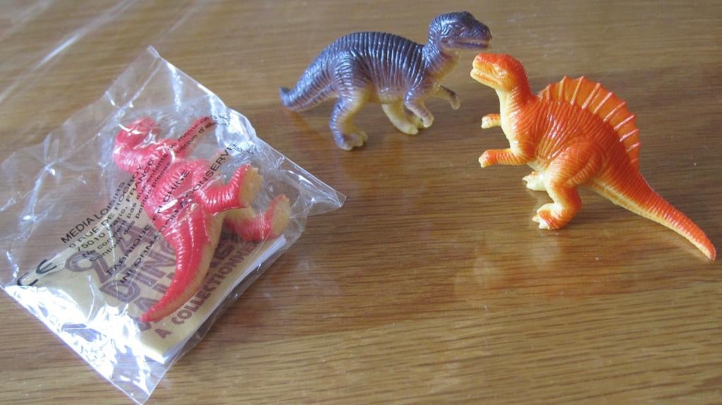 drie mini dinosauriers van Virgin Surpriz - 1996 - nieuw, Verzamelen, Poppetjes en Figuurtjes, Ophalen of Verzenden, Nieuw