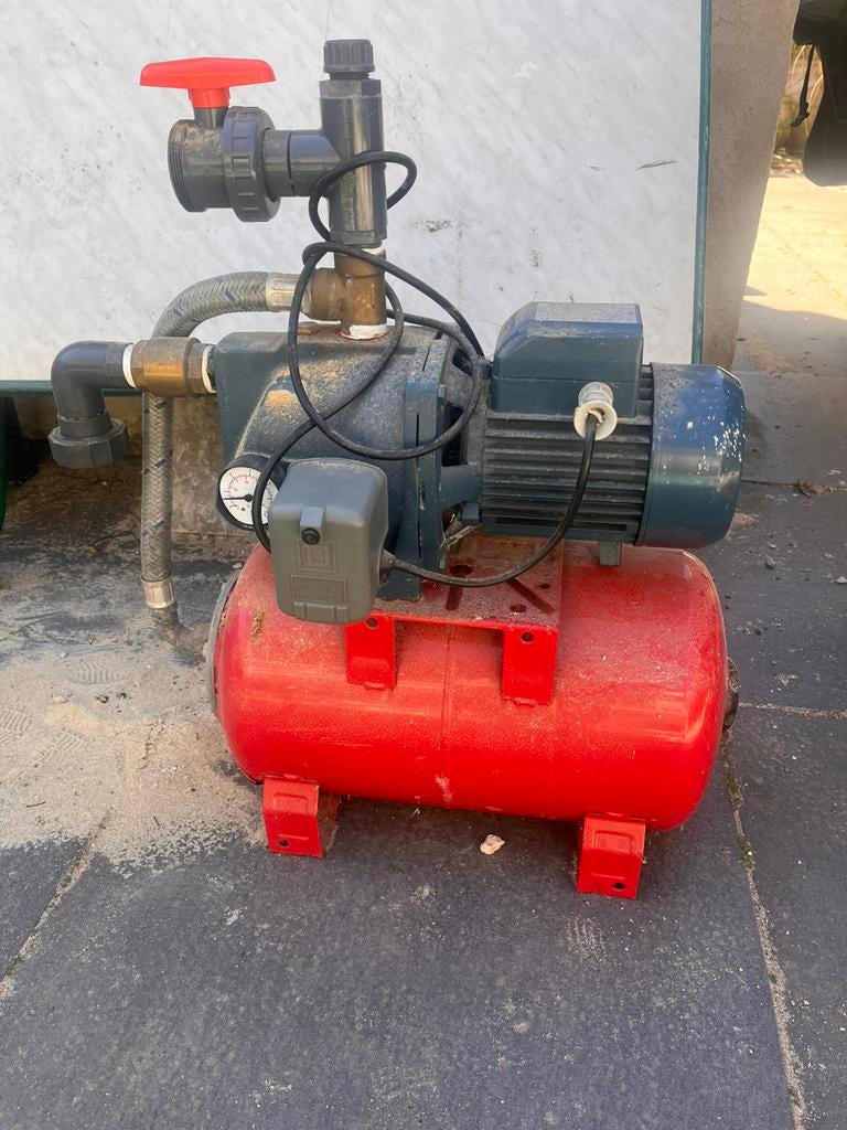 Pedrollo waterpomp met drukvat, Tuin en Terras, Waterpompen, Ophalen, Gebruikt, Beregeningspomp