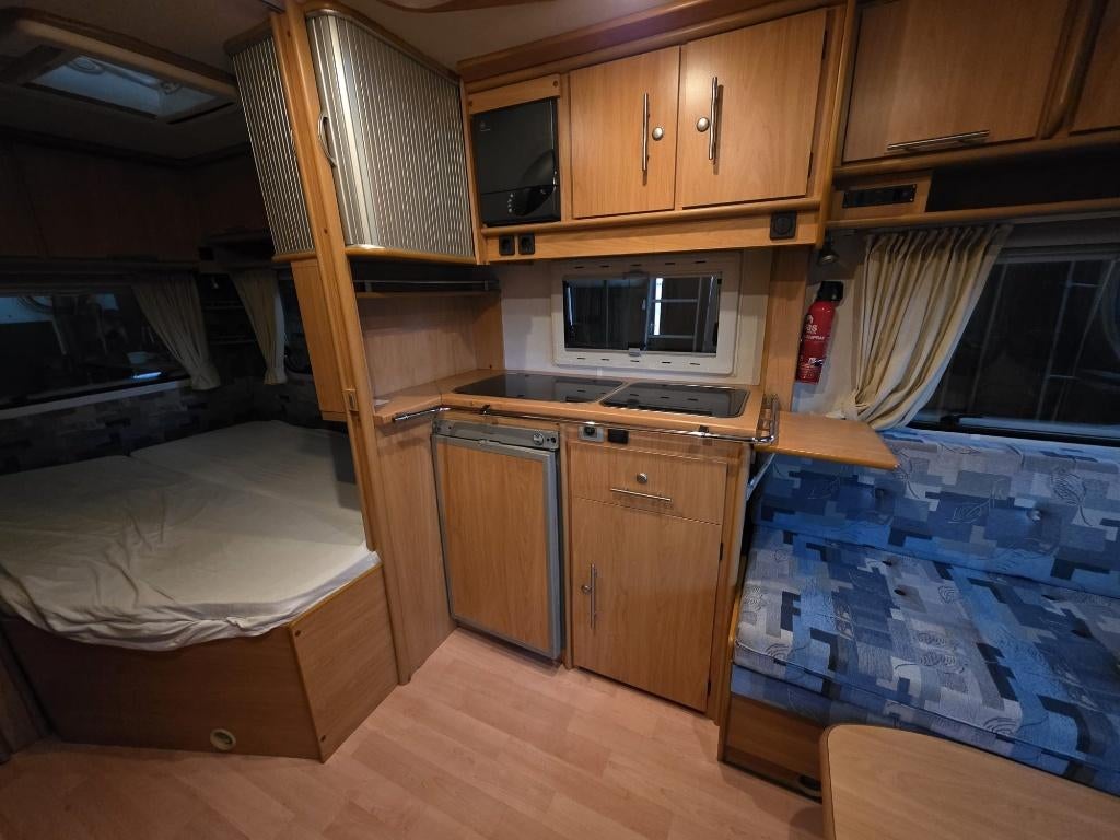 Bergland Arizona 470, Caravans en Kamperen, Tenten, Ophalen, Gebruikt, Tot en met 4