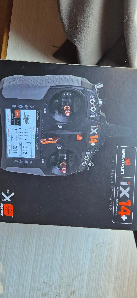 Zender Spektrum IX14+, Hobby en Vrije tijd, Modelbouw | Radiografisch | Vliegtuigen, Ophalen, Zo goed als nieuw