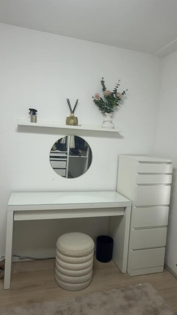 setje Witte make-up tafel met lades en lade kast, Huis en Inrichting, Kasten | Ladekasten, Ophalen, Kunststof, Gebruikt, 5 laden of meer