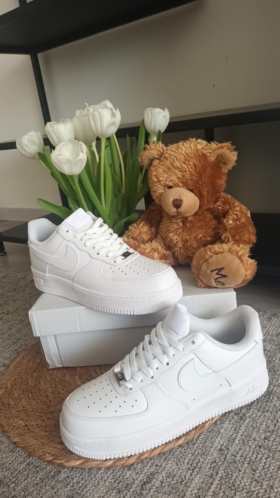 Nike Air Force 1 '07 Witte Sneakers - Maat 42, Wit, Nike, Nieuw, Ophalen of Verzenden