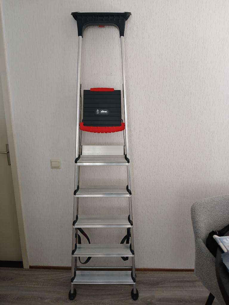 Altrex huishoudtrap Double Decker, Ophalen, Zo goed als nieuw, Trap, Minder dan 2 meter
