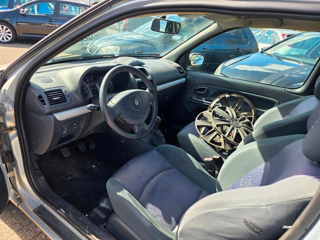 Renault Clio 1.6-16V Dynamique LOOP/sloop/EXPORT, Voorwielaandrijving, 970 kg, 535 kg, 4 cilinders