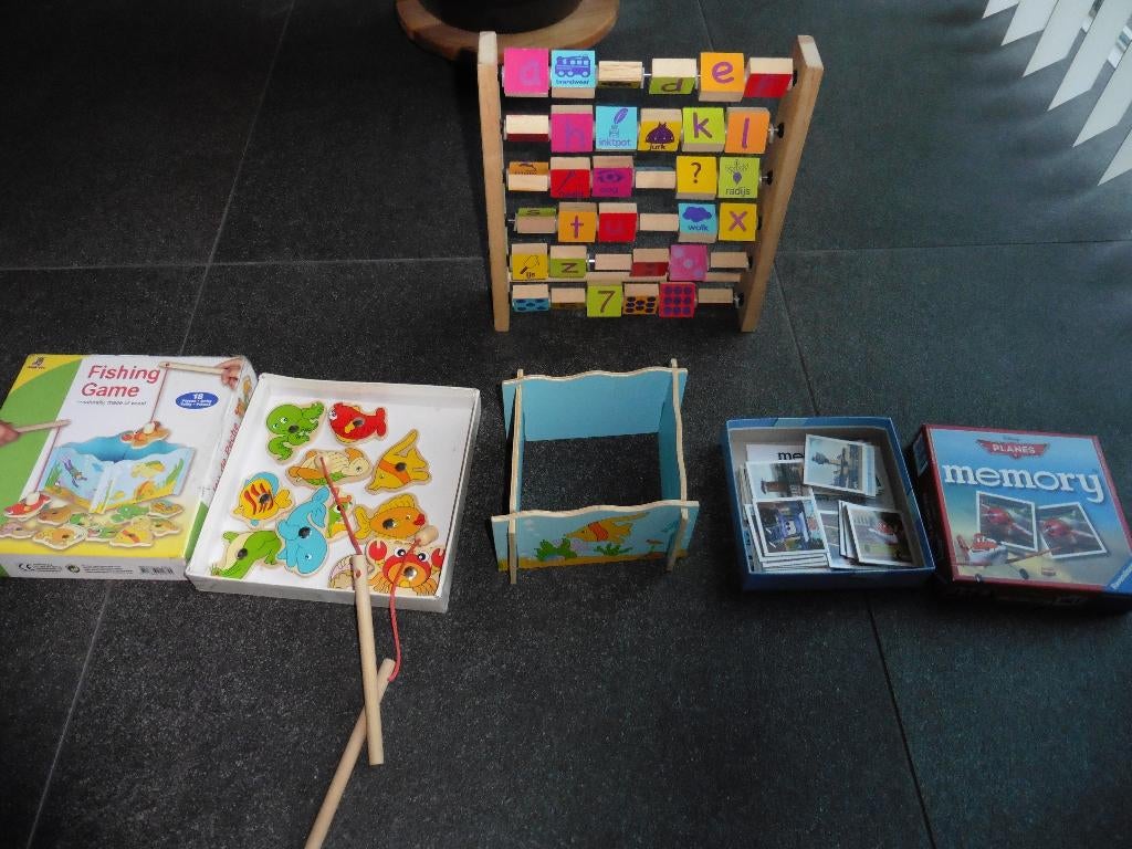 houten alfabeth rek + visspel + memory, Kinderen en Baby's, Speelgoed | Houten speelgoed, Ophalen