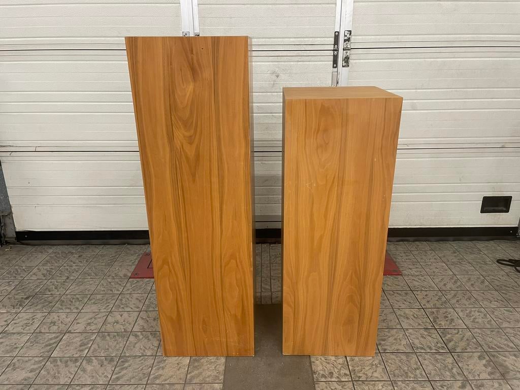 Twee Sokkels Presentatie/display Zuilen, Ophalen, Gebruikt