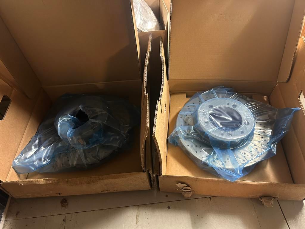 Remschijven V+A Porsche 911 993 99335104301 99335104401, Ophalen of Verzenden, Nieuw, Porsche