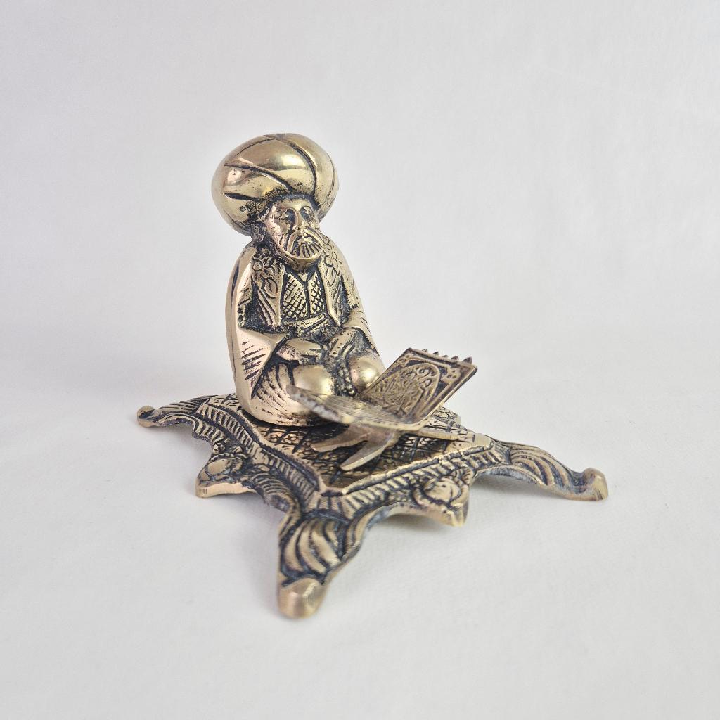 Vintage Oosters beeldje van wijze man met boek, Verzenden, Gebruikt, Mens