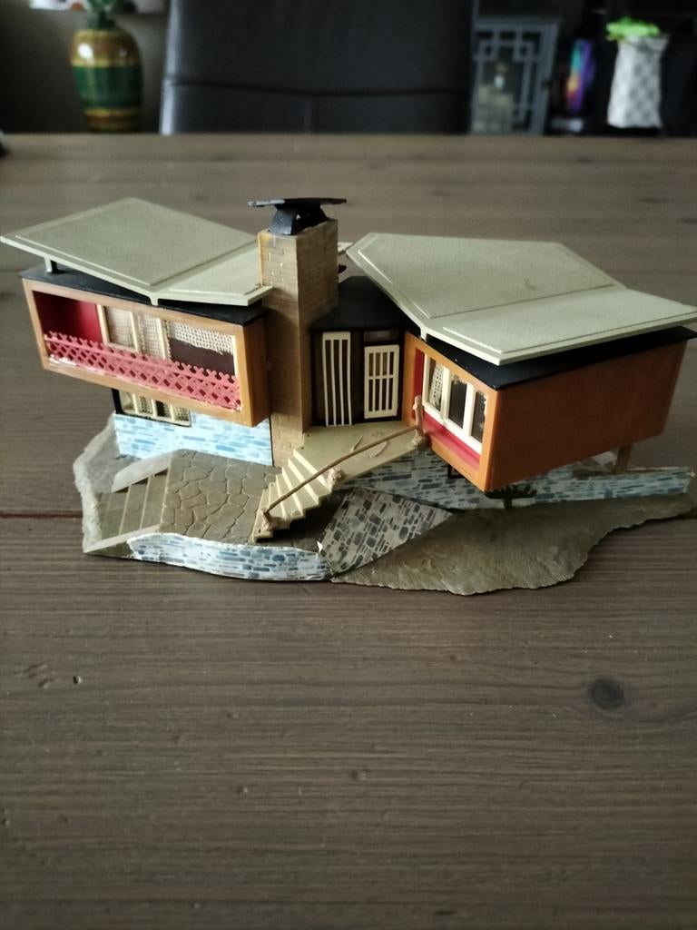 Mooie villa HO, Ophalen of Verzenden, Zo goed als nieuw, Brug, Tunnel of Gebouw, Overige merken