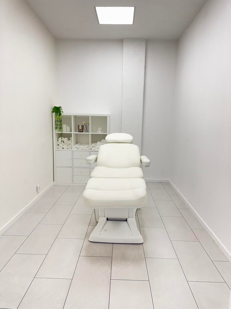 BEHANDELKAMER TE HUUR AMSTERDAM, Huizen en Kamers, Op zoek naar een kamer