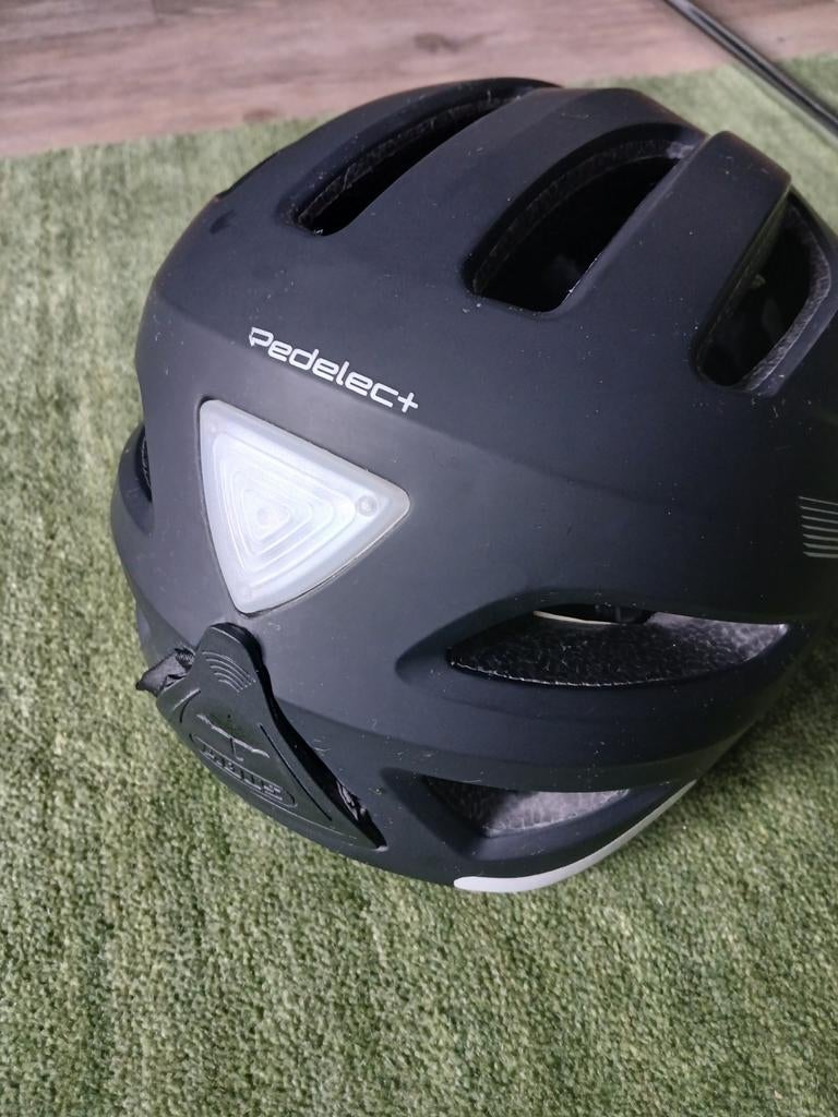 Zwarte Pedelec fietshelm 52-57 cm NTA 8776, Fietsen en Brommers, Fietsaccessoires | Fietshelmen, M, Abus, maat 52-58, Ophalen of Verzenden