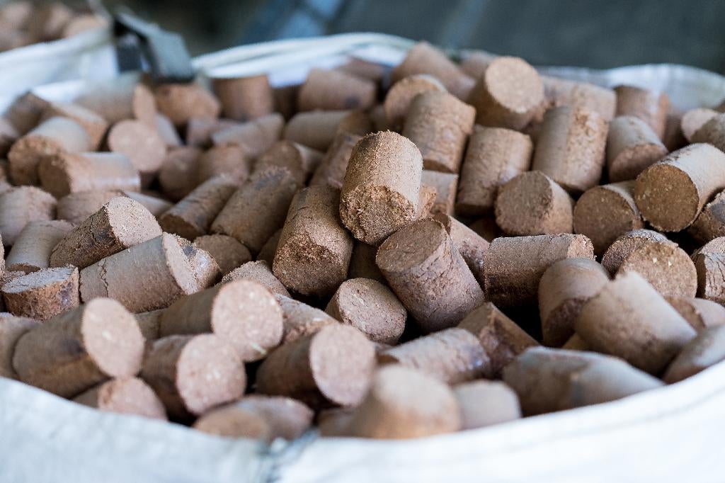 Kachelhout/ Haardhout, Minder dan 3 m³, Ophalen, Overige houtsoorten, Blokken