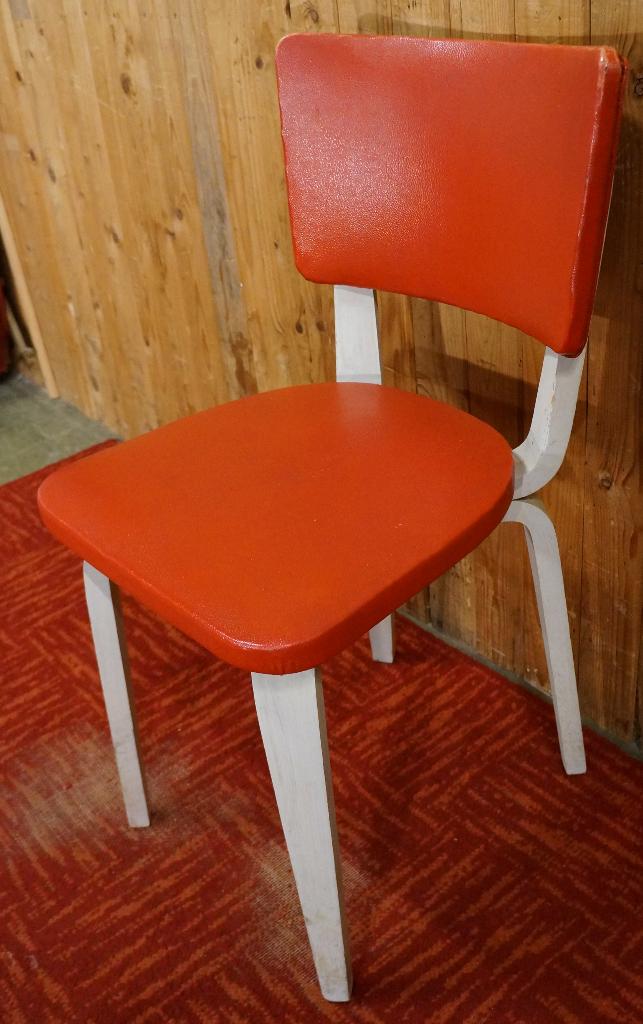 1 Playwood model 500 chair Cor Alons stoel Dutch vinyl Art, Huis en Inrichting, Stoelen, Gebruikt, Eén, Hout, Leer, Overige kleuren