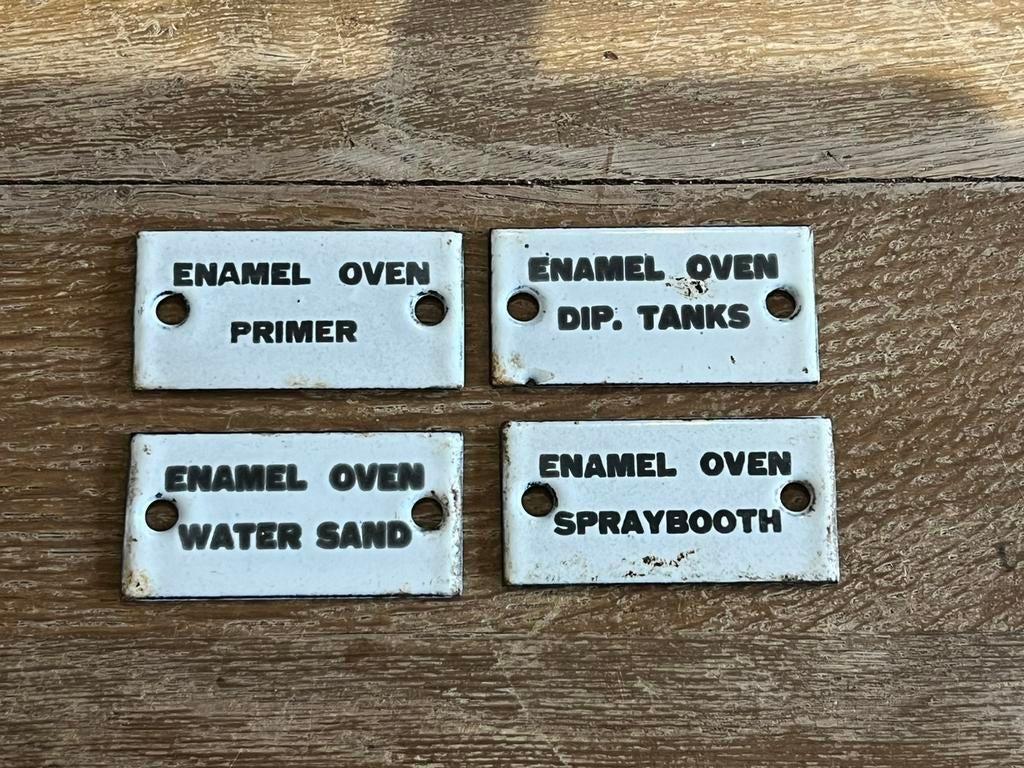 4x OUD EMAILLE BORDJES, Ophalen of Verzenden