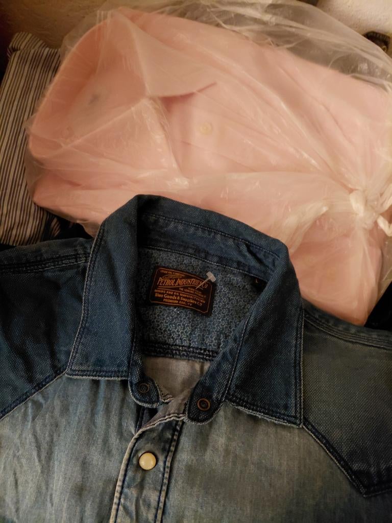 Partij heren kleren per stuk €2. Blouse  truien, Ophalen of Verzenden, Blauw, W30 - W32 (confectie 38/40)