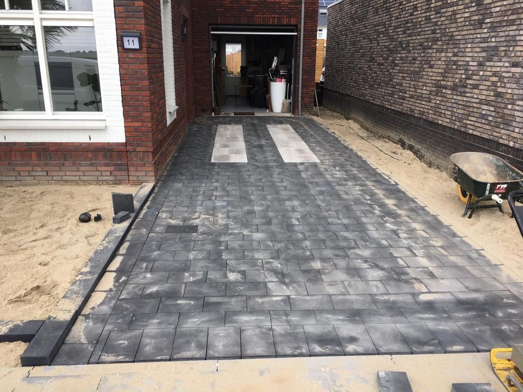 Stratenmaker en tuinman aangeboden, Tuin en Terras, Overige Tuin en Terras, Ophalen of Verzenden, Nieuw