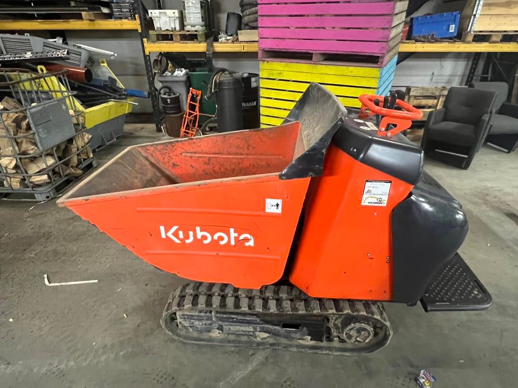 Rupsdumper kubota, Ophalen