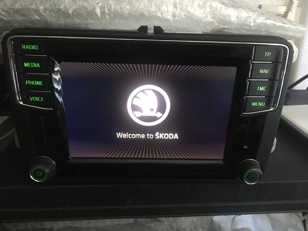 Skoda columbus Mib std2 PQ Discover Media MIB radio navigati, Ophalen of Verzenden, Nieuw