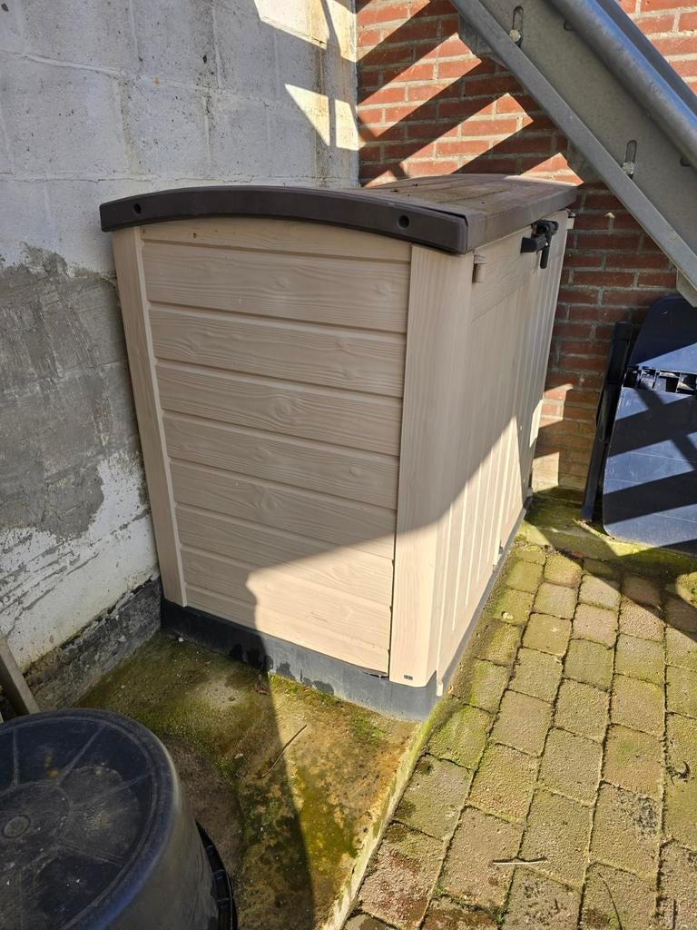 Keter kunststof grote tuinkast/berging, Tuin en Terras, Bergingen en Tuinkasten, Ophalen, Kunststof, Overige typen