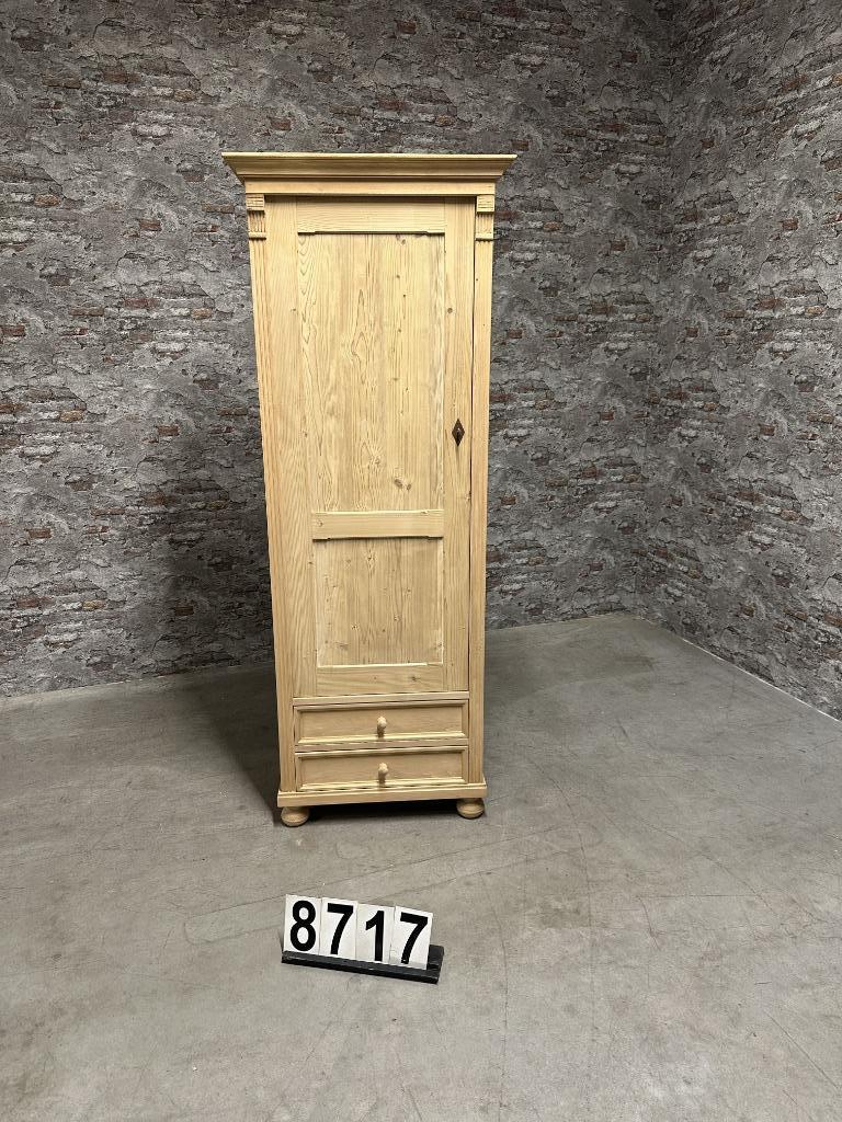 nr.8717 Mooie grenen kledingkast met lades, Info@antiekgroothandel.com, Minder dan 50 cm, Gebruikt, Met deur(en)