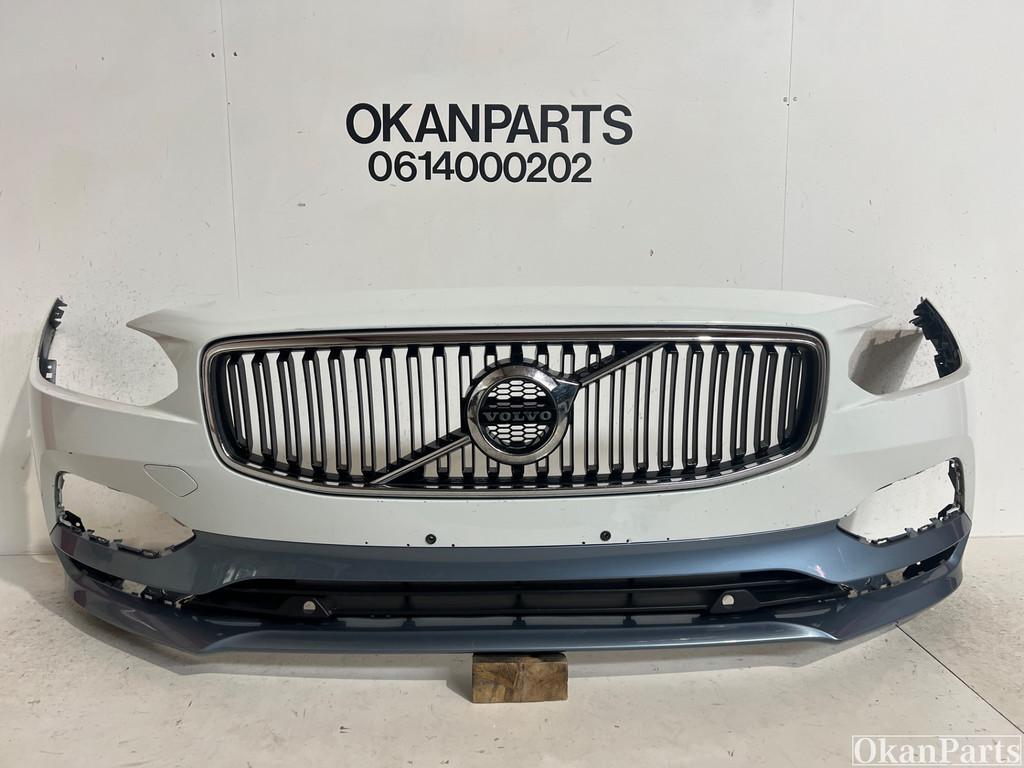 Volvo S90 V90 Voorbumper 31383226, Gebruikt, Gunnar Engellaus vag 8
405 31  Gothenburg, SE, Voor, Info@volvocars.com