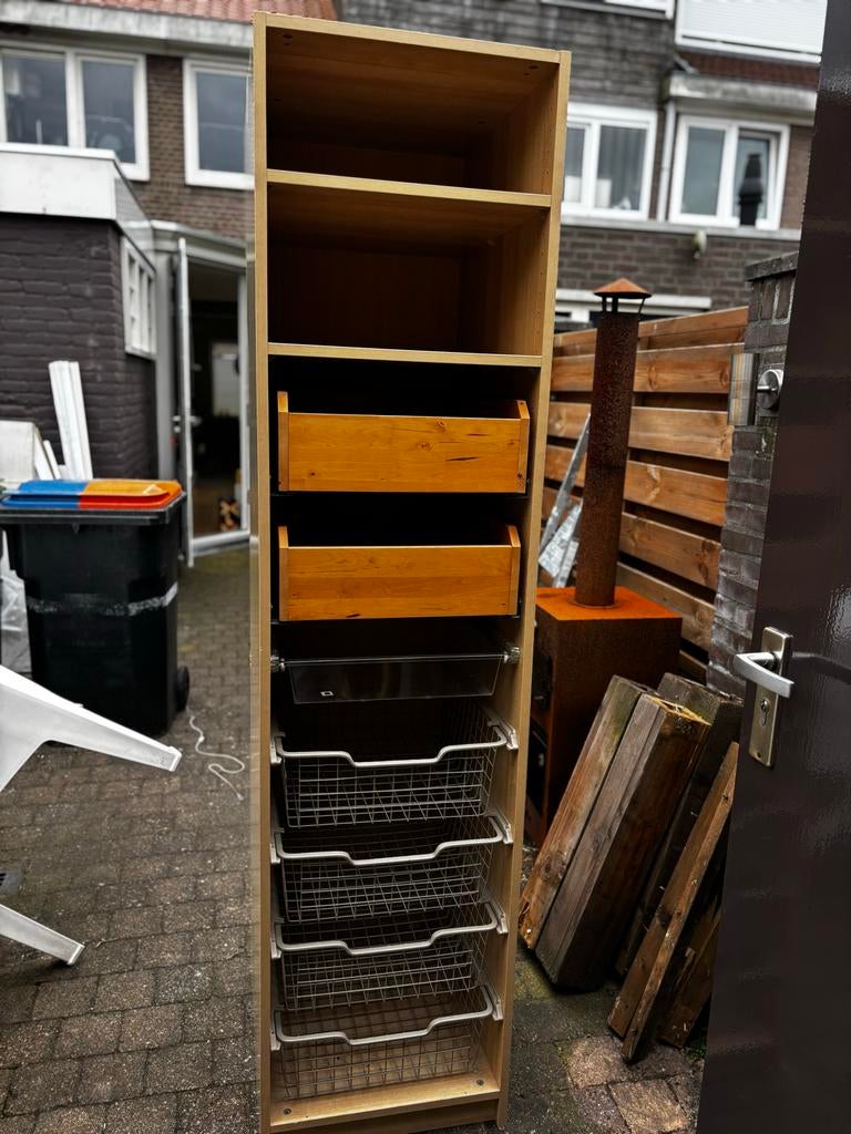 IKEA kast in goede staat - snel ophalen!, Huis en Inrichting, Kasten | Overige, Ophalen, Gebruikt