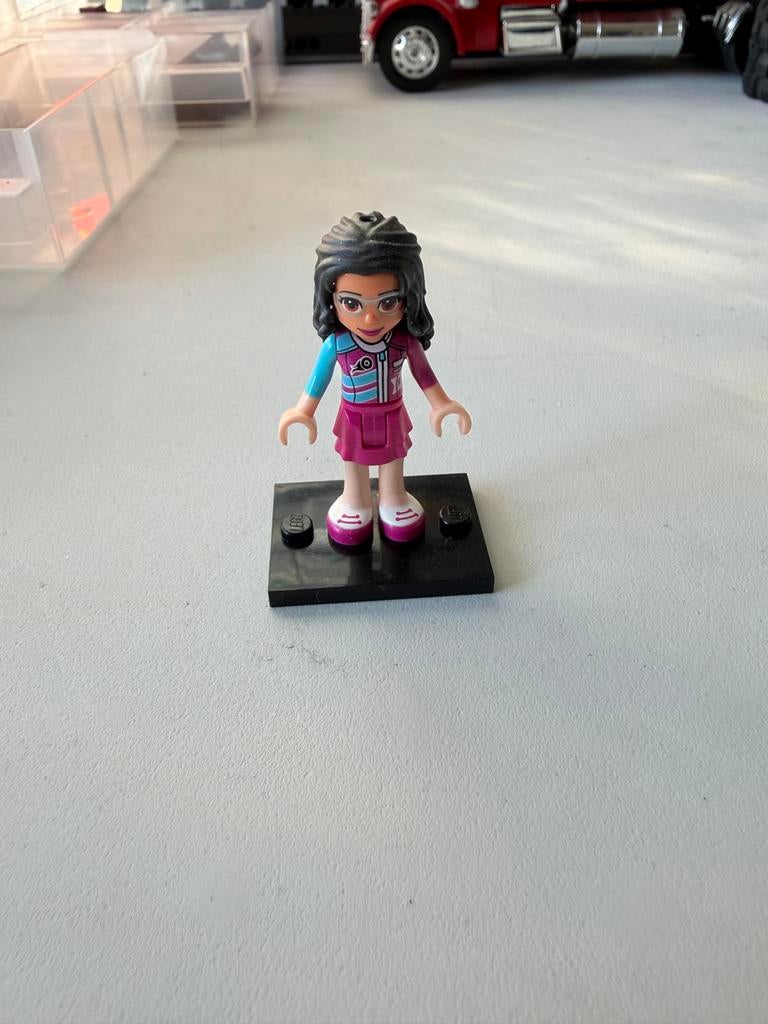 Lego Friends Minifiguur Meisje met Bril, Ophalen of Verzenden, Gebruikt, Losse stenen, Lego