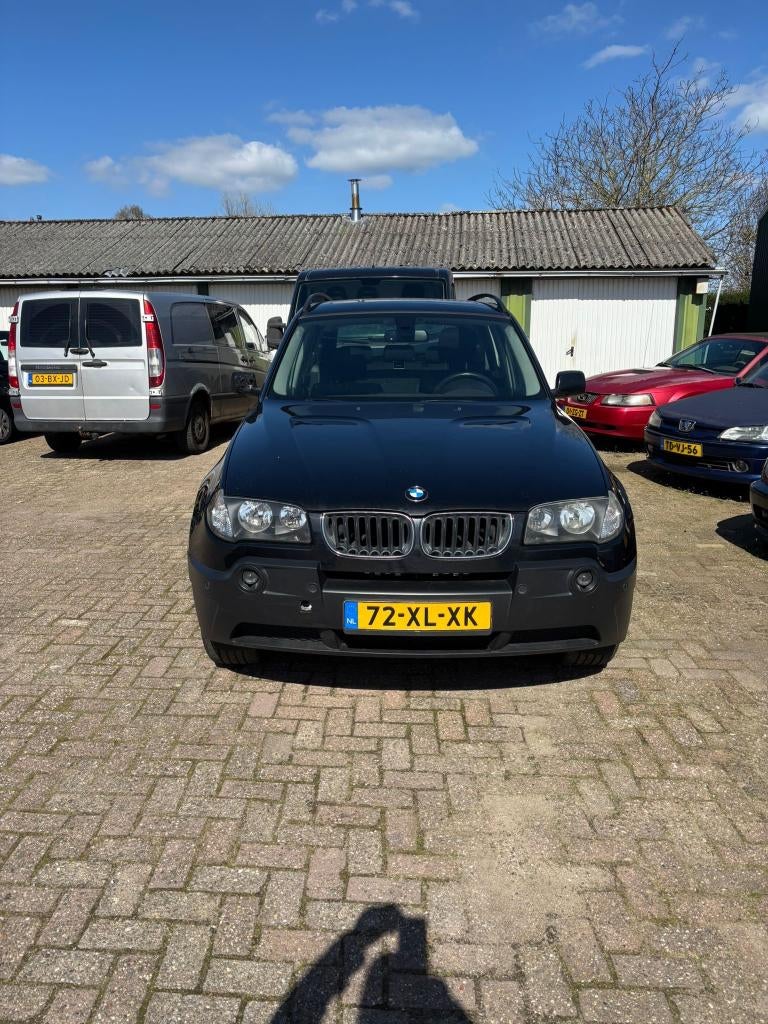 BMW X3 2.0 I 2006 Zwart, Auto's, Stof, 1995 cc, Zwart, 4 cilinders
