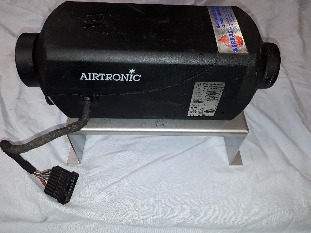 Eberspacher Airtronic D2 12 Volt Verwarming Standkachel, Watersport en Boten, Ophalen of Verzenden, Zo goed als nieuw, Motor en Techniek