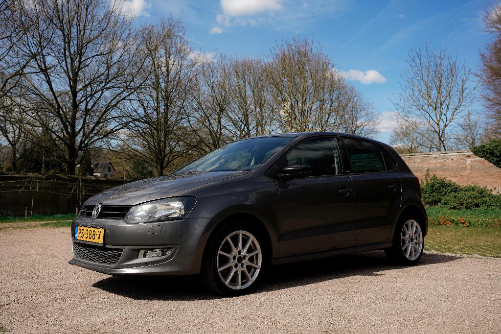 Volkswagen Polo 1.2  2011 Grijs | Apple Carplay, Voorwielaandrijving, 972 kg, 40 €/maand, Navigatiesysteem