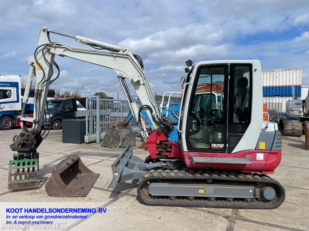 Takeuchi TB 250 5250 uur+Sorteergrijper, Takeuchi, -, Niet opgegeven, Graafmachine