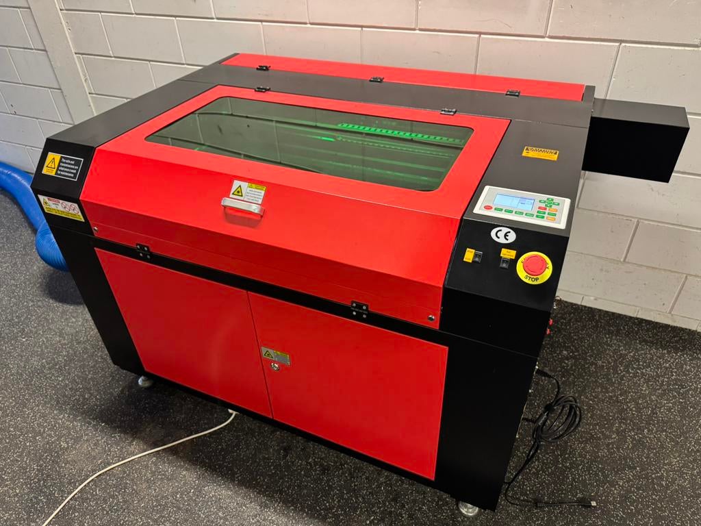 Co2 lasermachine  - Laser snijden + graveren, Ophalen, Zo goed als nieuw