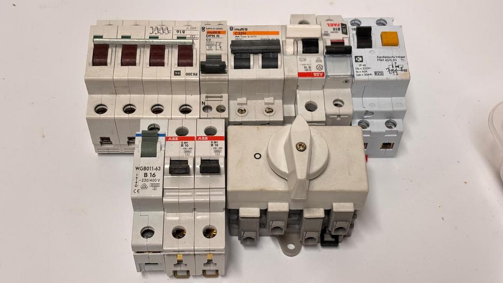 DIV automaten groepenkast, Ophalen of Verzenden, Zo goed als nieuw