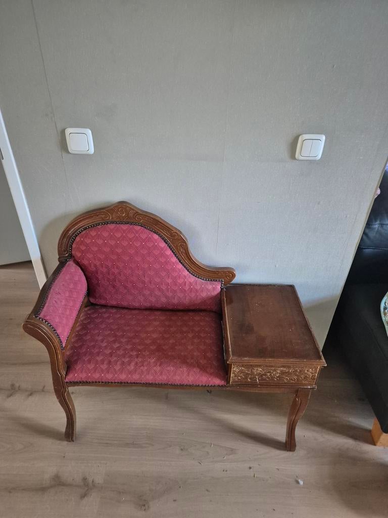 Queen ann telefoonbankje., Ophalen