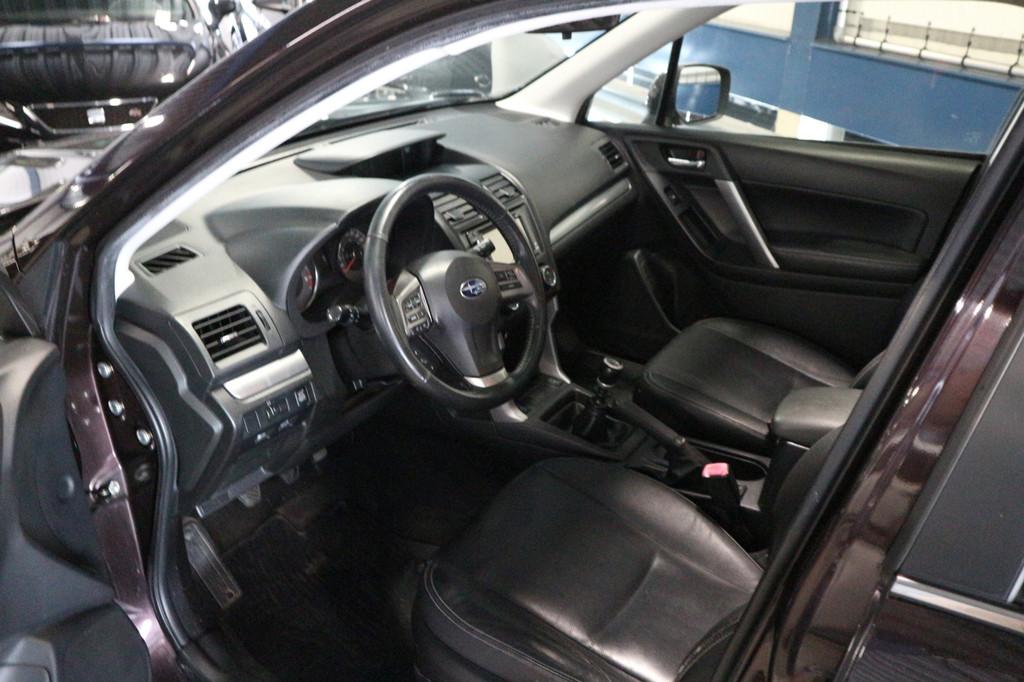Subaru FORESTER 2.0 D Sport Executive PANO/ TREKHAAK/ FULL H, Gebruikt, 4 cilinders, Leder, Bedrijf