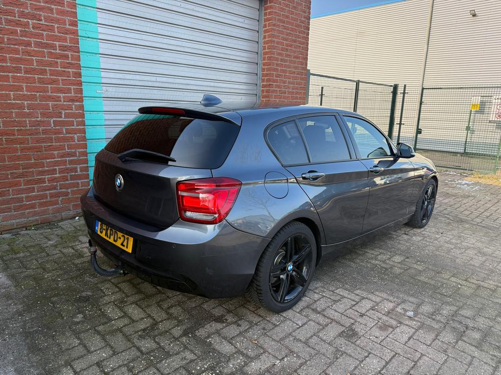 BMW 1-serie 116i EDE High Executive NAV.+ Clima Bj:2013 NAP!, Auto's, BMW, 1-Serie, Gebruikt, Euro 6, 4 cilinders