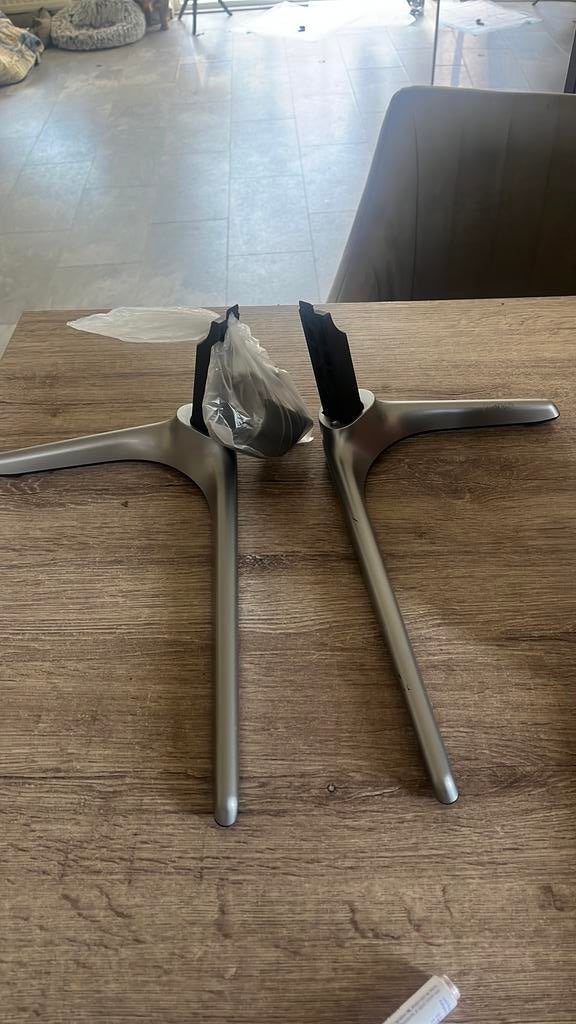 Voetjes Samsung led tv (UE48H6650, UE48H6690, UE55H6640 ea), Ophalen of Verzenden, Zo goed als nieuw