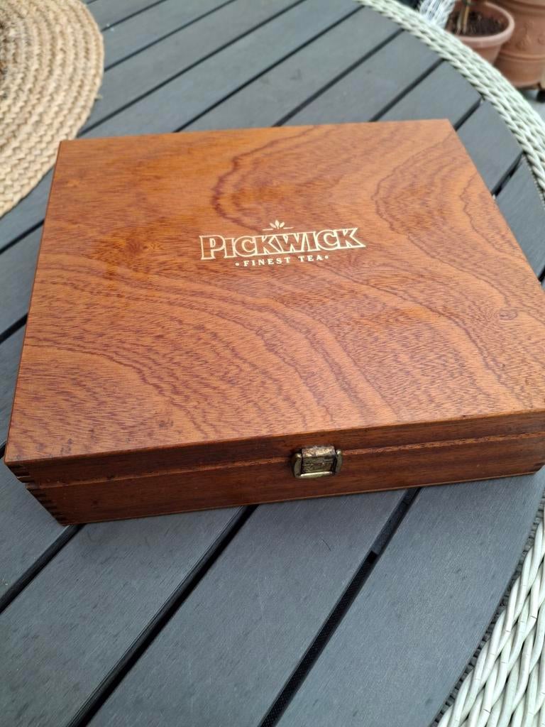 Houten theedoos Pickwick, Ophalen of Verzenden