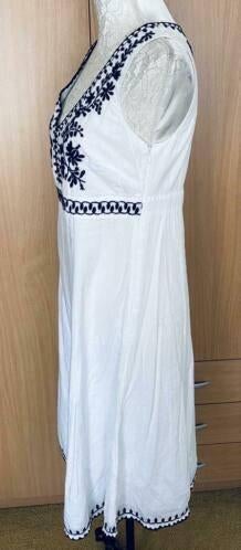 Monsoon jurk maat 40, Kleding | Dames, Maat 38/40 (M), Wit, Ophalen of Verzenden, Zo goed als nieuw