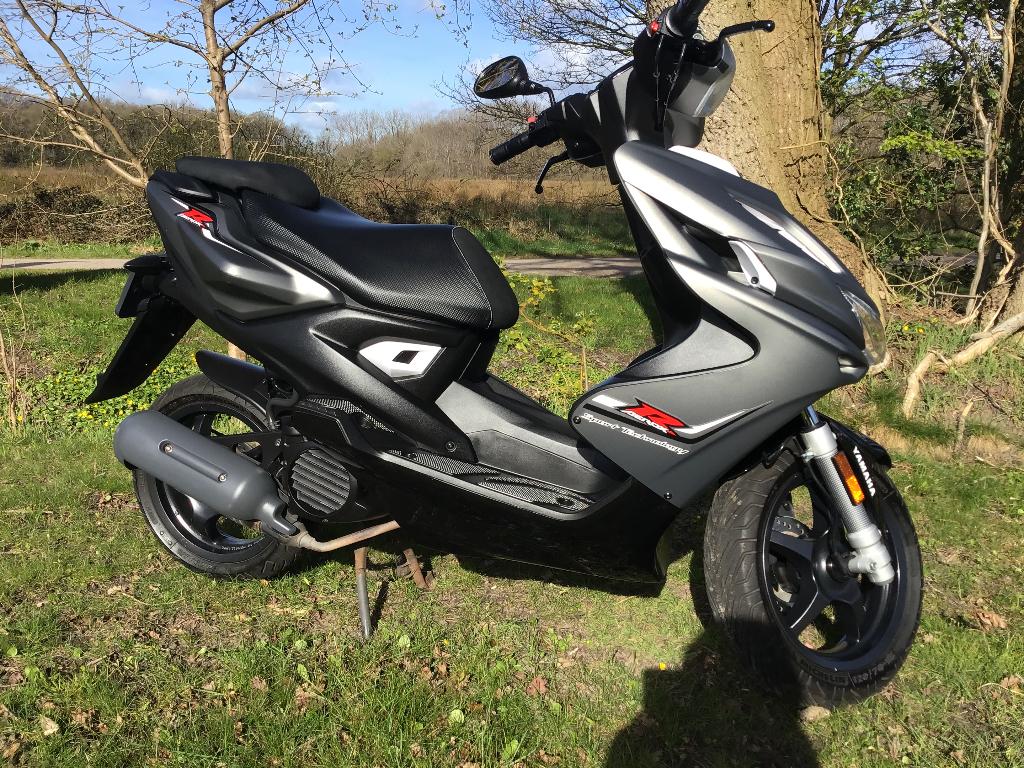 Yamaha Aerox 4 takt injectie 2017 met 16000 km nette staat., Ophalen, Gebruikt, Overige typen, Yamaha