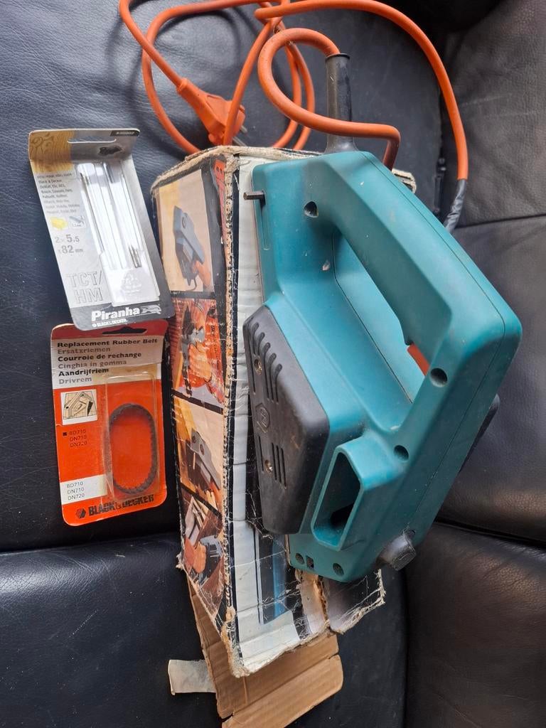 Schaafmachine black & decker DN710, Gebruikt, Decoupeerzaag, Ophalen of Verzenden, 30 tot 70 mm