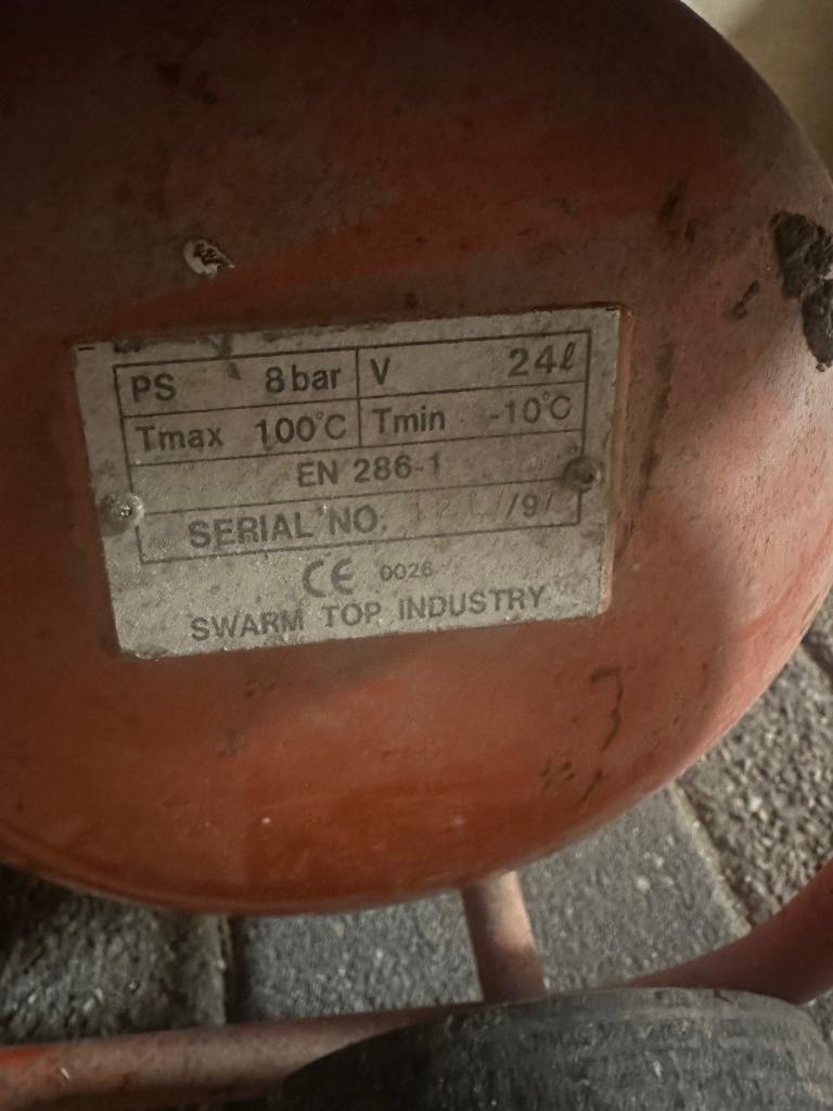 Compressor, Ophalen, Gebruikt, 6 tot 10 bar, Minder dan 200 liter/min